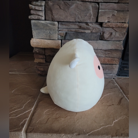 Squishmallows Lilly the Lamb 2019 - Picture 4 of 7